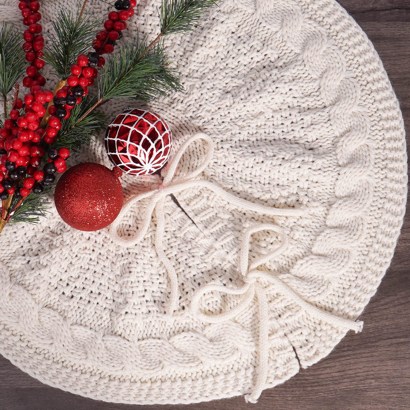 Weihnachtsschmuck, gestrickte Baumdecken, Accessoires